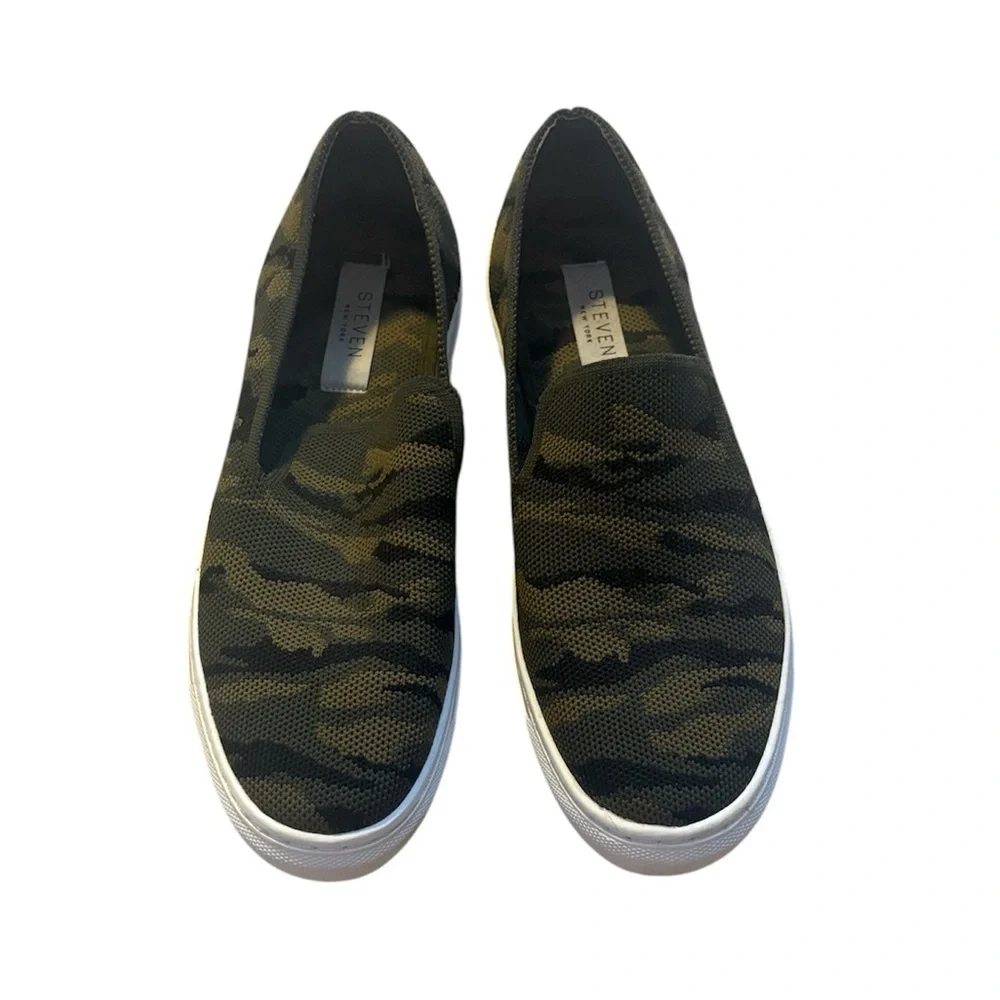⭐️Nordstrom Steven Size 7 Camouflage Slip-On Sneakers - Picture 1 of 6